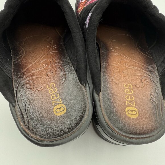 BZees Dolce Back Floral Mules Wedge Clogs Sz 7.5 W Wide Comfort Slip On Shoes - Picture 14 of 15